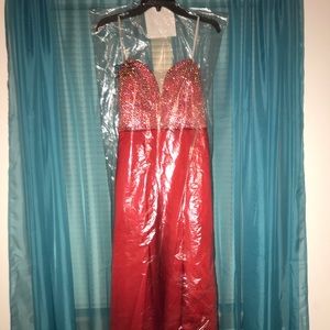Size 11/12 red strapless prom dress WITH POCKETS